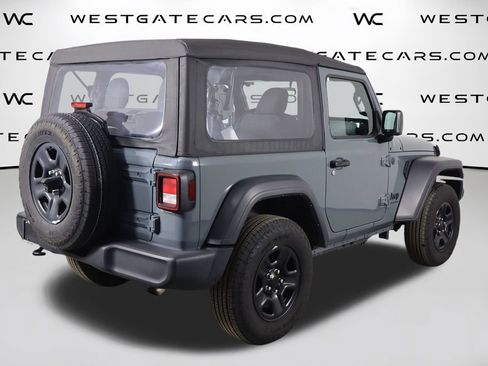 Used 2025 Jeep Wrangler Sport AWD/4WD image 39