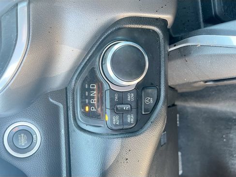Used 2023 RAM 1500 Big Horn AWD/4WD image 16