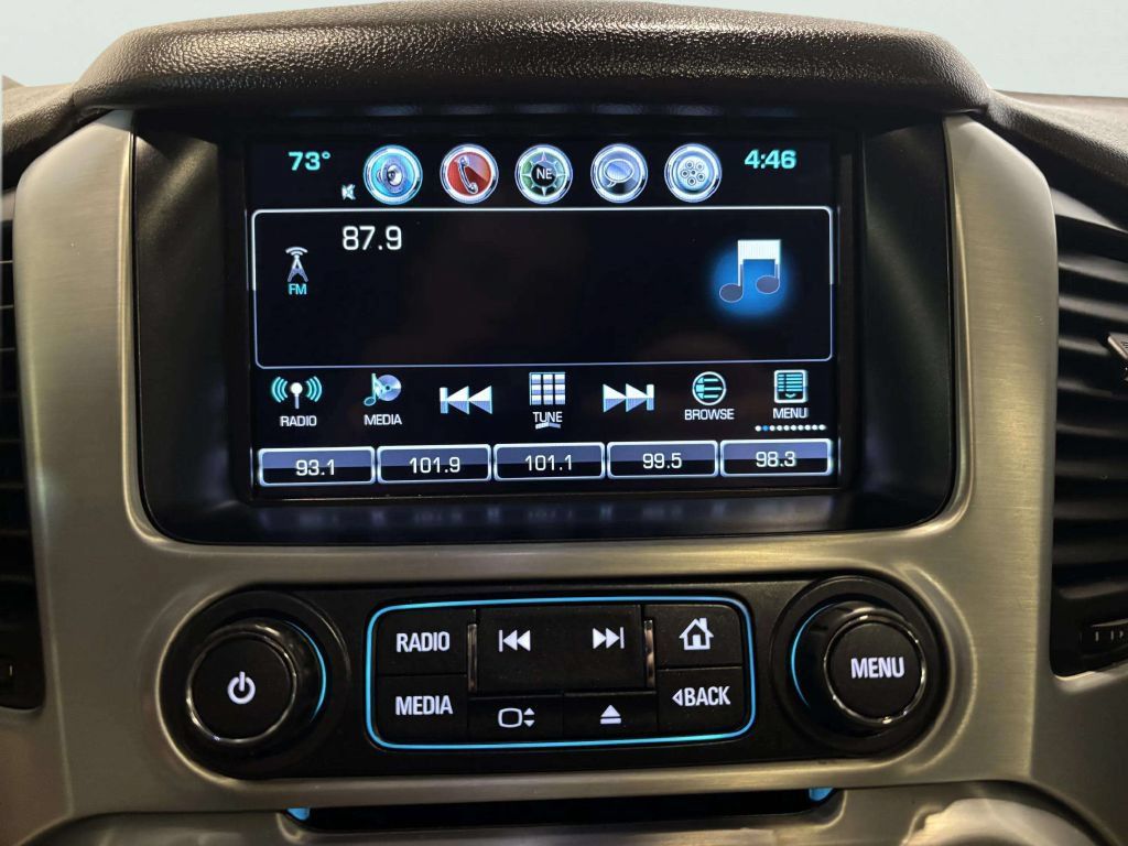 Used 2018 GMC Yukon SLT w/ Premium Edition AWD/4WD image 34