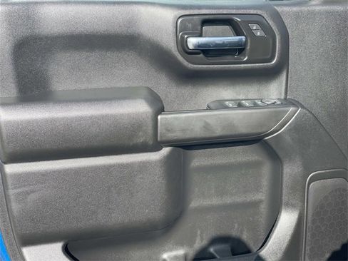 Used 2022 Chevrolet Silverado 1500 Custom image 18