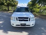 Used 2005 Ford Explorer Sport Trac XLT image 2