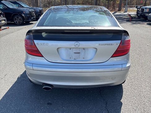 Used 2002 Mercedes-Benz C 230 Coupe image 4