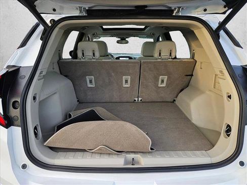 Used 2020 GMC Terrain Denali w/ Denali Premium Package image 6