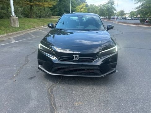 Used 2024 Honda Civic Sport image 3