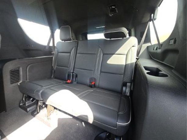 Used 2026 GMC Yukon XL Elevation w/ Elevation Premium Package AWD/4WD image 7