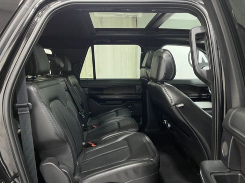 Used 2021 Ford Expedition Max Limited AWD/4WD image 33