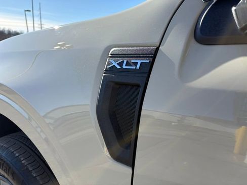 Used 2025 Ford Maverick XLT w/ Equipment Group 302A image 13