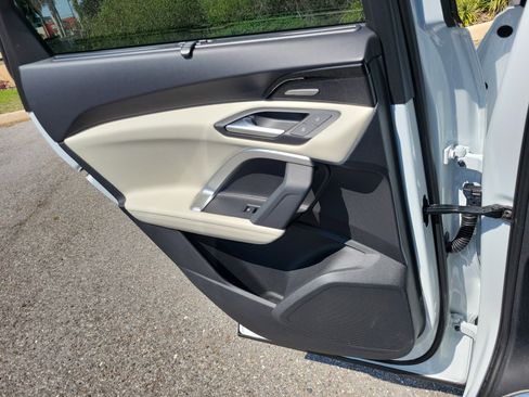 Used 2025 Audi Q5 Premium Plus w/ Premium Plus image 16