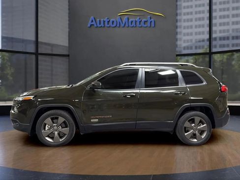 Used 2017 Jeep Cherokee 75th Anniversary image 5