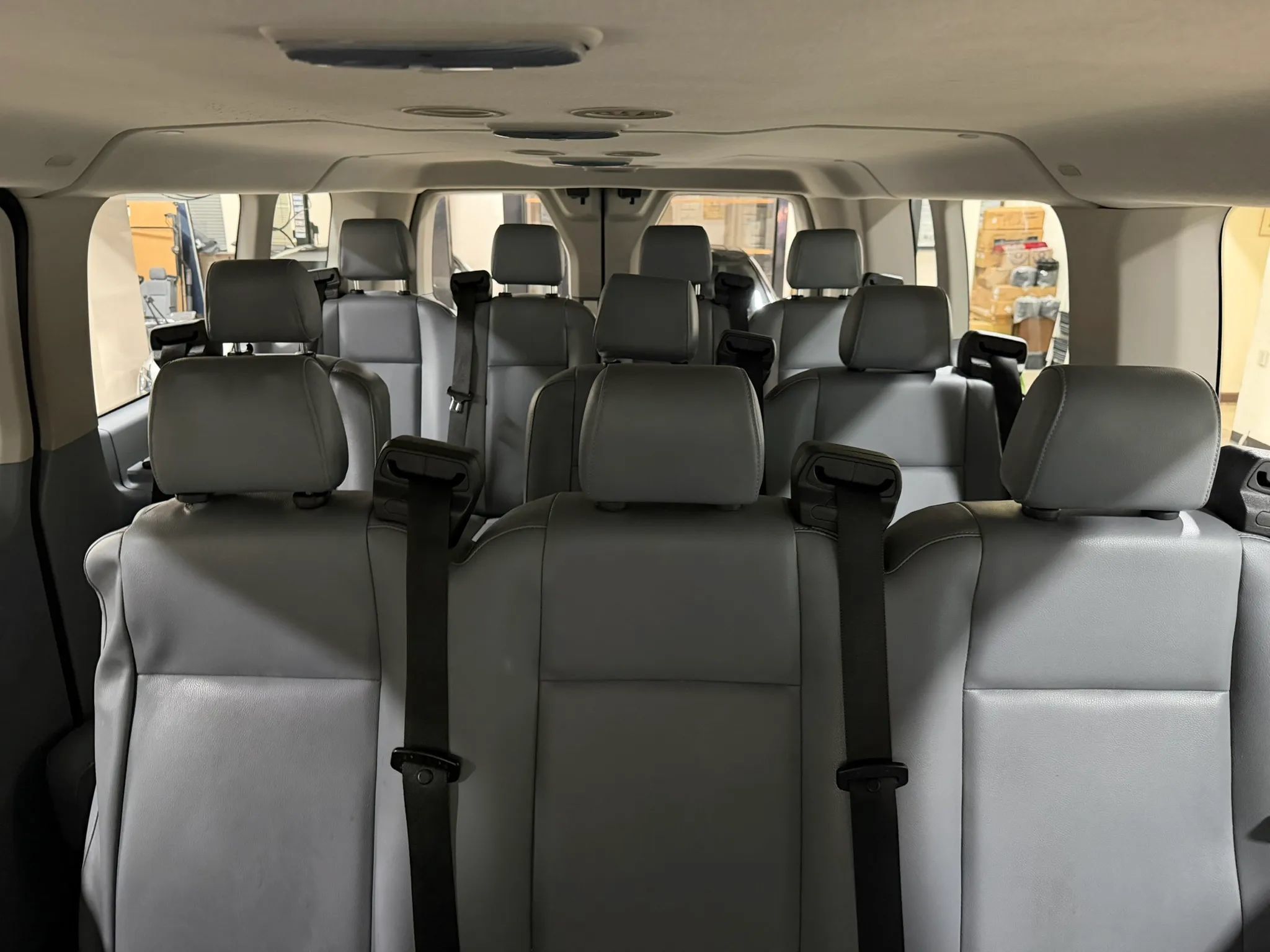 Used 2016 Ford Transit 350 XL RWD image 41