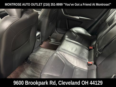 Used 2018 Volvo S60 T5 Inscription image 36