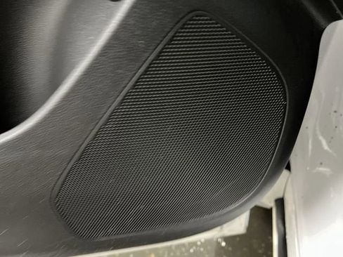 Certified 2024 Buick Envista Avenir image 23