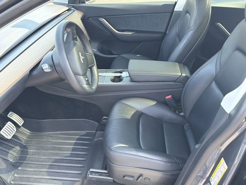 Used 2020 Tesla Model Y Performance image 15