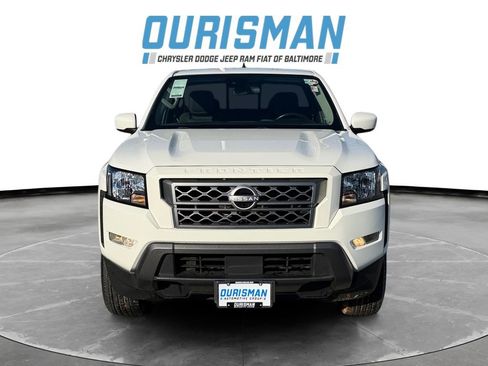 Used 2022 Nissan Frontier SV image 8