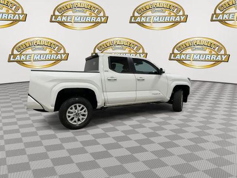 Used 2025 Toyota Tacoma SR5 RWD image 3