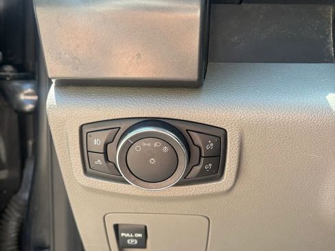 Used 2017 Ford F150 XLT RWD image 35