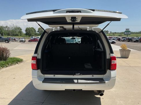 Used 2015 Ford Expedition EL XLT image 11