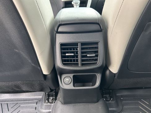 Used 2023 Kia Seltos SX w/ SX Sunroof Package AWD/4WD image 19