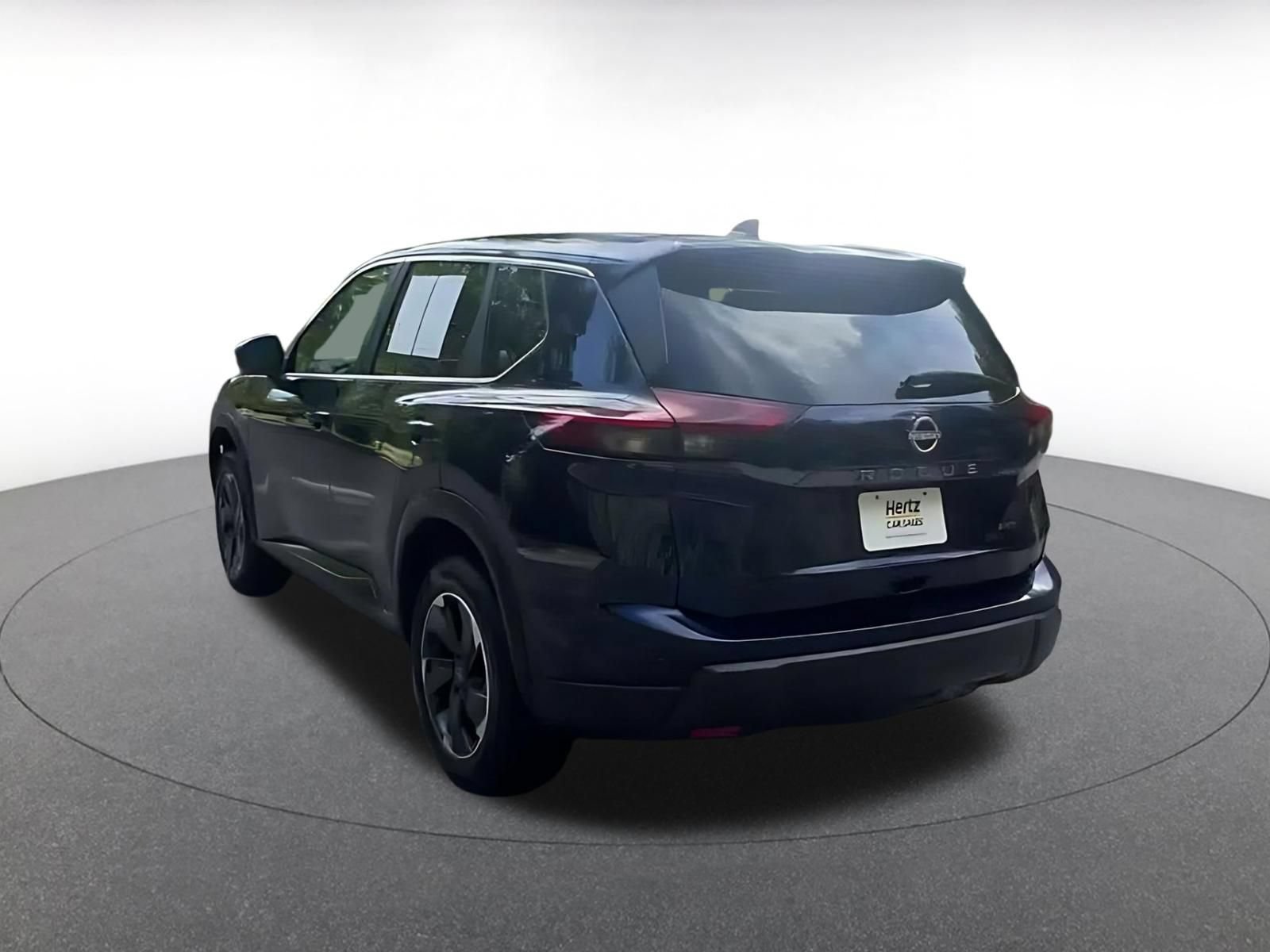 Used 2025 Nissan Rogue SV AWD/4WD image 10