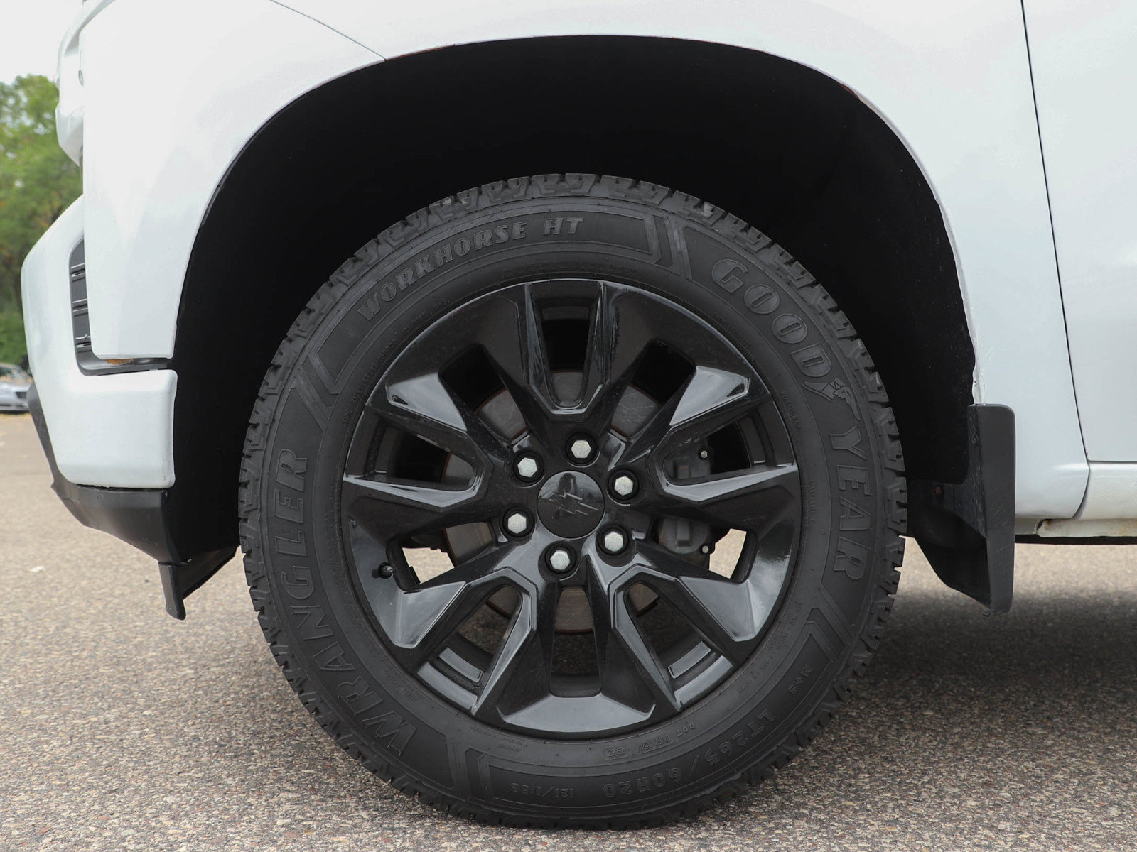 Used 2020 Chevrolet Silverado 1500 RST w/ True North Edition AWD/4WD image 28