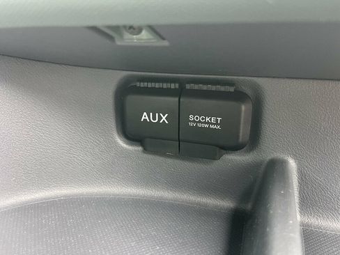 Used 2004 Honda Element EX image 18