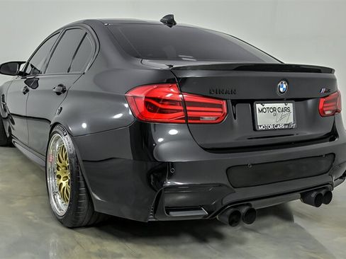 Used 2018 BMW M3 RWD image 7