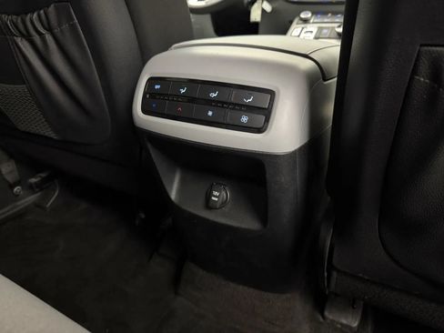 Used 2022 Hyundai Palisade SE w/ Cargo Package FWD image 20