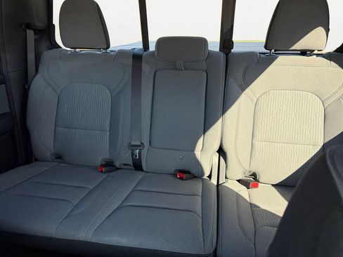 Used 2021 RAM 1500 Big Horn image 13