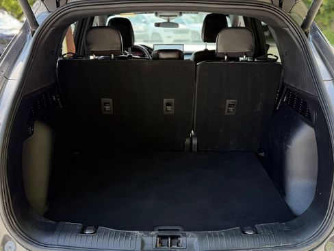 Used 2023 Ford Escape ST-Line Select w/ Tech Pack #1 AWD/4WD image 5