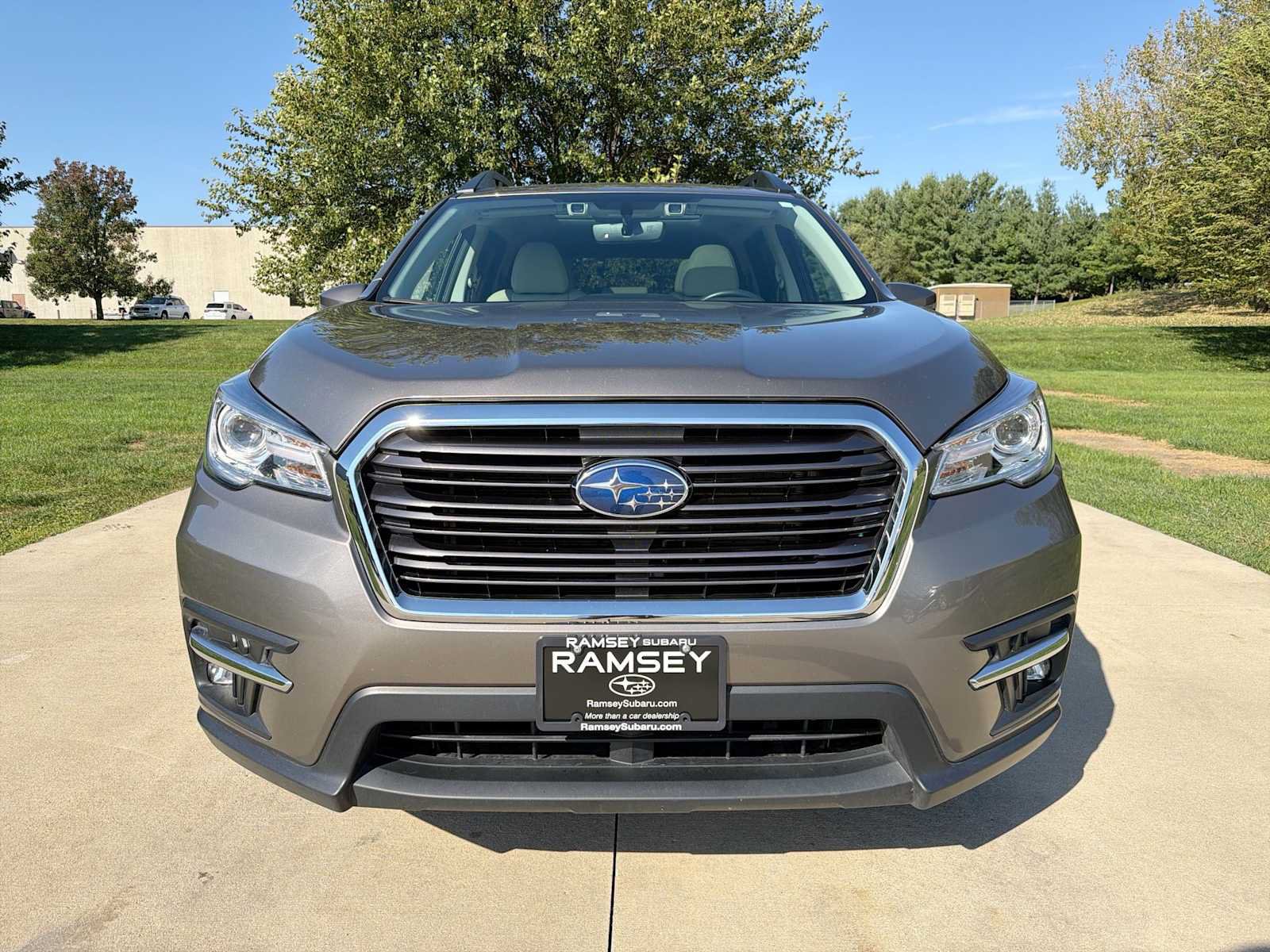Used 2021 Subaru Ascent Limited w/ Technology Package AWD/4WD image 9