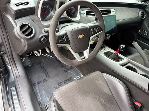 Used 2015 Chevrolet Camaro Z/28 image 24
