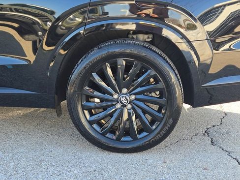 Used 2024 Hyundai Palisade Calligraphy image 15