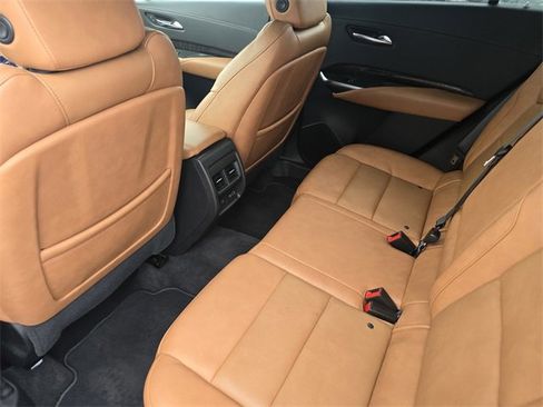 Used 2023 Cadillac XT4 Premium Luxury w/ Enhanced Visibility Package image 12