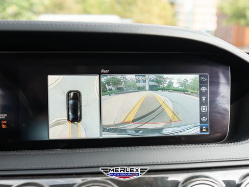 Used 2018 Mercedes-Benz S 560 Sedan image 32
