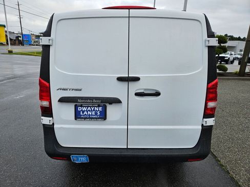 Used 2020 Mercedes-Benz Metris image 4