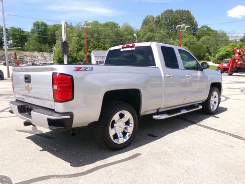 Used 2018 Chevrolet Silverado 1500 LT w/ All Star Edition AWD/4WD image 5
