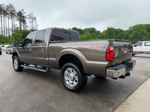 Used 2016 Ford F250 Lariat w/ Chrome Package AWD/4WD image 6