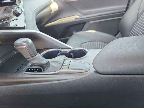 Used 2023 Toyota Camry SE FWD image 20