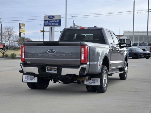 Certified 2023 Ford F350 XLT image 5
