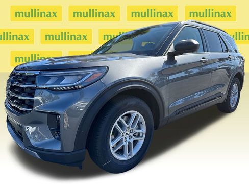 New 2026 Ford Explorer Active w/ Active Comfort Package image 17