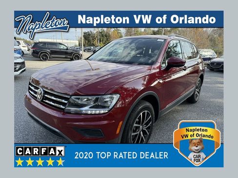 Used 2021 Volkswagen Tiguan SE image 1