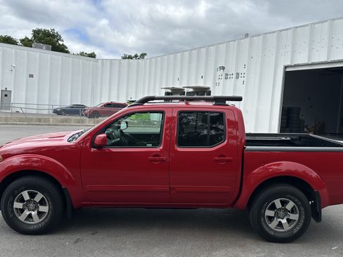 Used 2010 Nissan Frontier PRO-4X w/ Pro-4x Value Truck Pkg AWD/4WD image 7