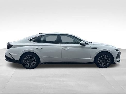New 2026 Hyundai Sonata Limited FWD image 6