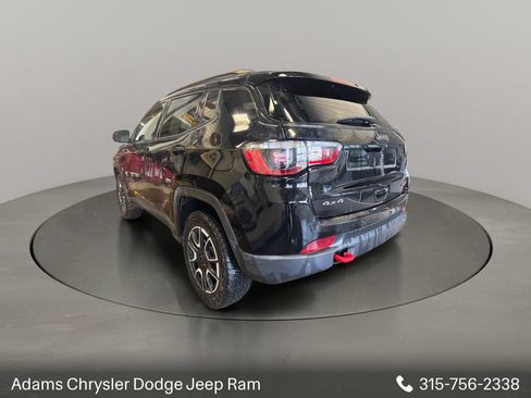 Used 2024 Jeep Compass Trailhawk AWD/4WD image 5