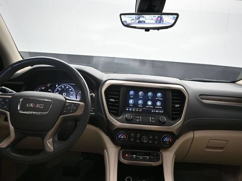 Used 2021 GMC Acadia Denali w/ Denali Technology Package FWD image 19