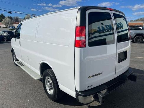 Used 2024 Chevrolet Express 2500 w/ Driver Convenience Package RWD image 8