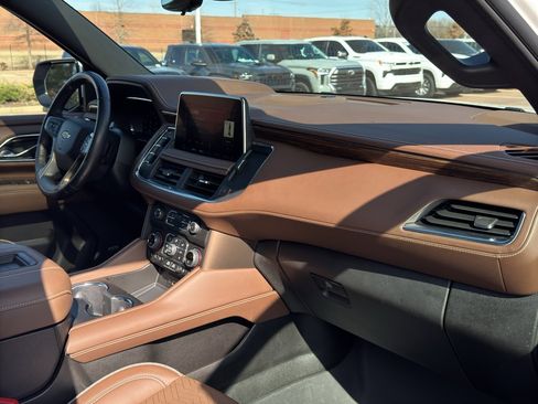 Used 2023 Chevrolet Tahoe High Country w/ Advanced Technology Package image 19