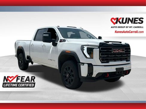 Used 2025 GMC Sierra 2500 AT4 AWD/4WD image 1