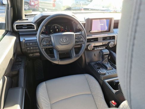 New 2026 Toyota Tacoma SR5 image 10