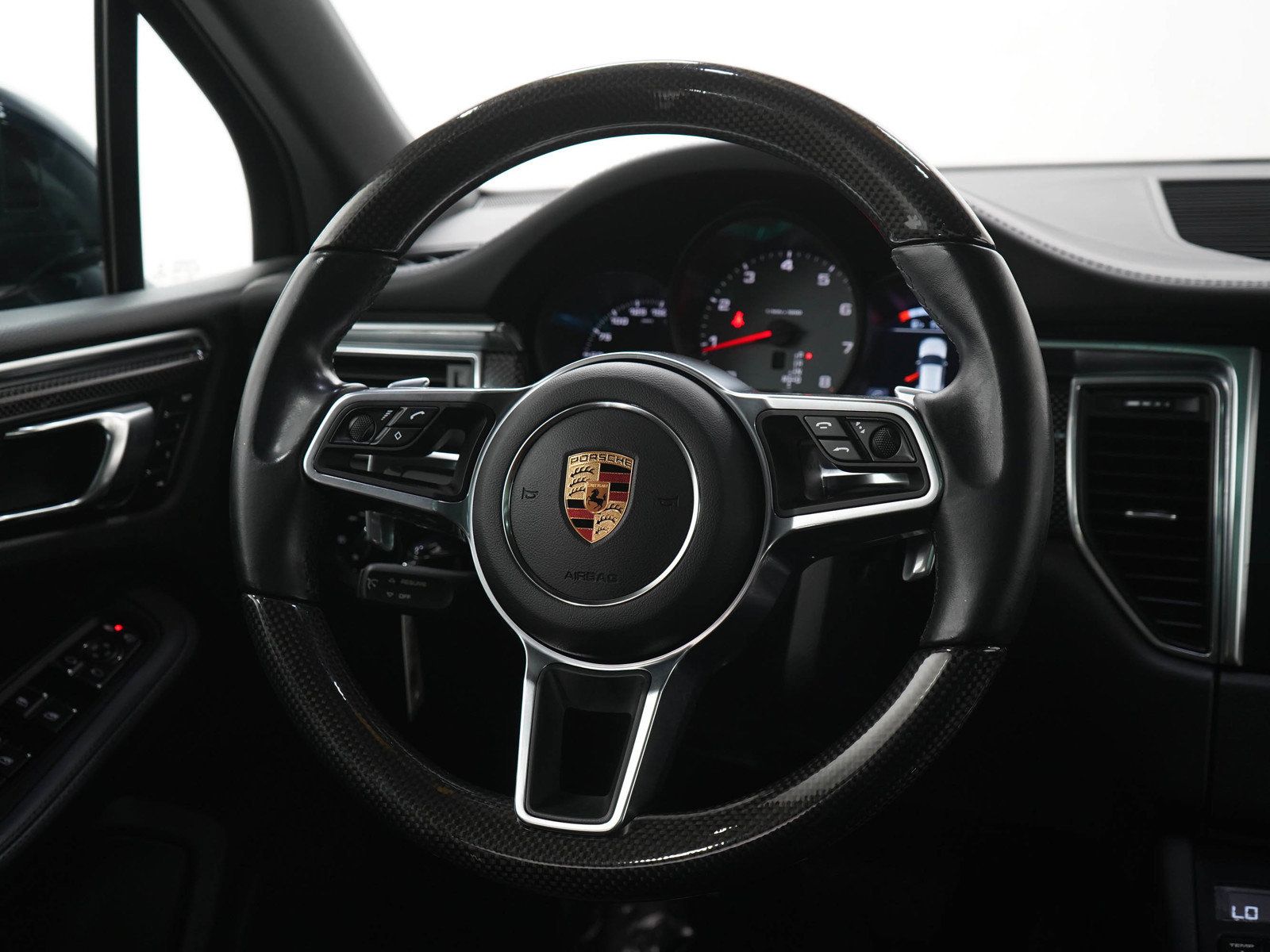 Used 2018 Porsche Macan S AWD/4WD image 18
